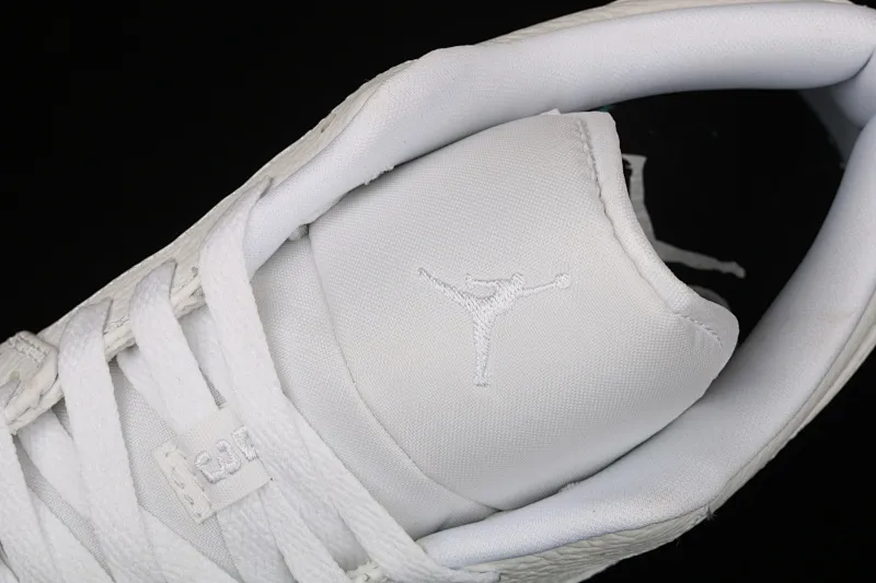 All categories Air Jordan Jordan series basketball shoes Air Jordan 1 Low Air Jordan 1 Low AJ1 Joe 1 low-top cultural and leisure sports sneakers 553558-112